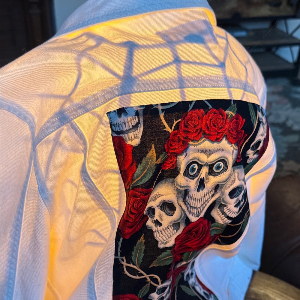 Universal Thread White Denim Jacket - Picture 2 of 10